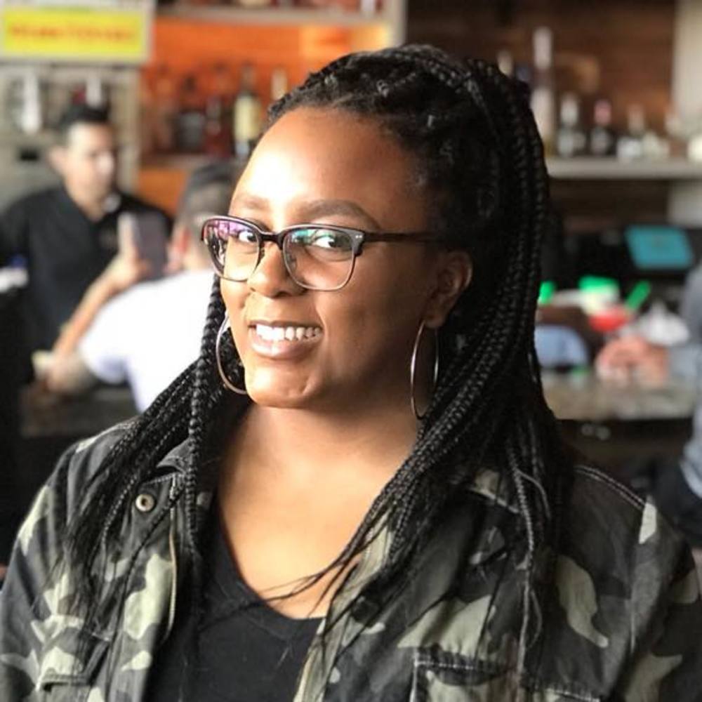 Meet your Posher, Amesha